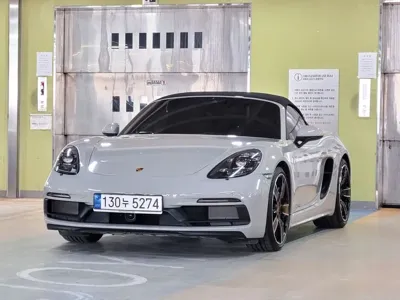 Porsche 718 · 2022 год
