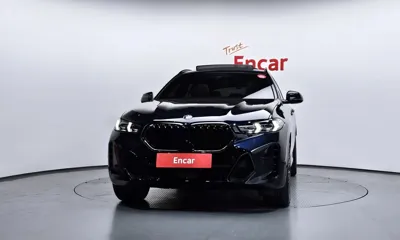 BMW X6 2025, 4940 км, за 647117.69 USD