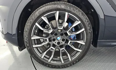 BMW X6 2025, 4940 км, за 647117.69 USD