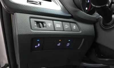 Hyundai Santafe 2016, 113185 км, за 8385.88 USD - фото 18