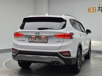Hyundai Santafe 2019, 119292 км, за 10765.39 USD