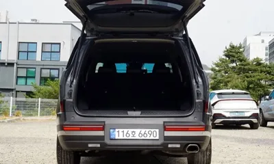 Hyundai Santafe 2025, 8407 км, за 20218.78 USD