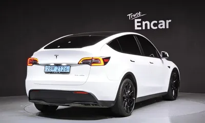 Tesla Model Y 2021, 49686 км, за 26098.44 USD