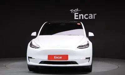 Tesla Model Y 2021, 49686 км, за 26098.44 USD