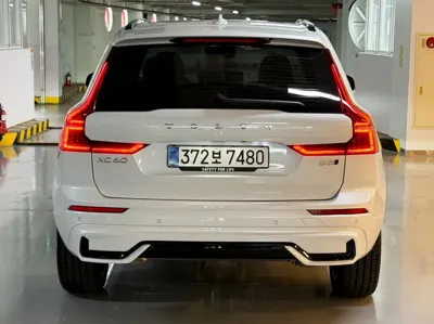 Volvo XC60 2026, 2209 км, за 41354.86 USD