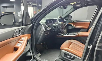 BMW X7 2024, 48834 км, за 71324.75 USD - фото 10
