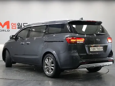 Kia Canival 2015, 245982 км, за 3807.27 USD