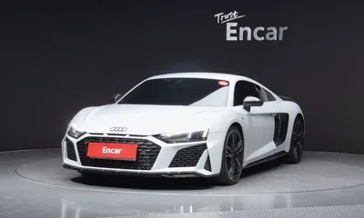 Audi R8 · 2021 год