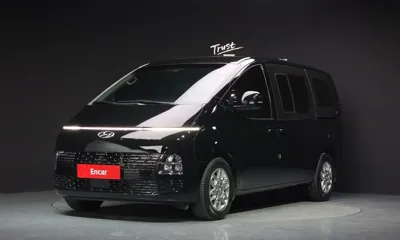 Hyundai Staria · 2023 год