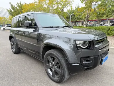 Land Rover Defender 2023, 19000 км, за 94408.34 USD