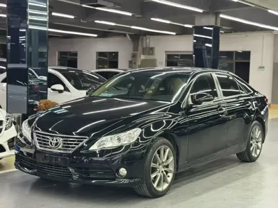 Toyota Reiz · 2012 год