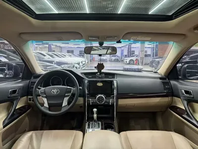 Toyota Reiz 2012, 220000 км, за 5414.84 USD