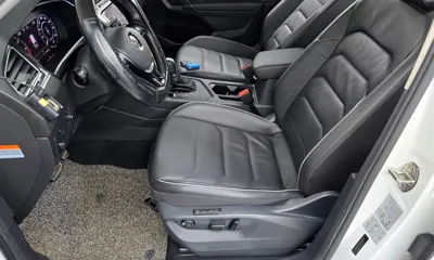 Volkswagen Tiguan 2018, 121821 км, за 12611.32 USD - фото 31