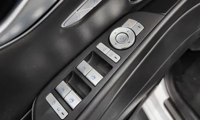 Genesis G80 2021, 118698 км, за 20672.16 USD - фото 30
