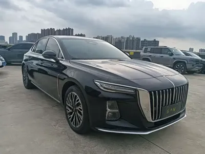 Hongqi Hongqi H5 2023, 20000 км, за 13229.2 USD