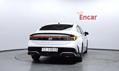 Hyundai Sonata 2024, 56788 км, за 14006.52 USD