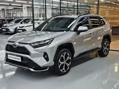 Toyota RAV4 · 2025 год
