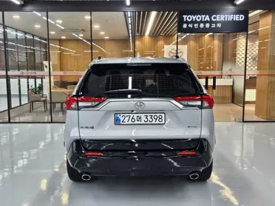 Toyota RAV4 2025, 13370 км, за 31203.27 USD