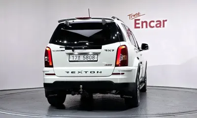 KG_Mobility_Ssangyong Rexton 2014, 122922 км, за 4098.36 USD