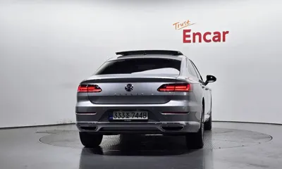 Volkswagen Arteon 2020, 110274 км, за 13815.45 USD