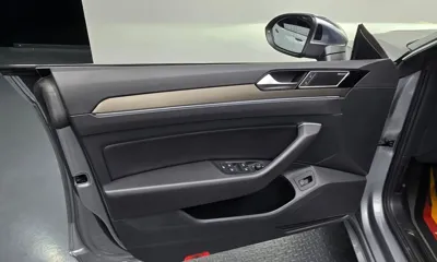 Volkswagen Arteon 2020, 110274 км, за 13815.45 USD - фото 24