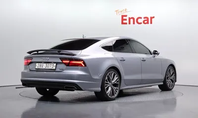 Audi A7 2016, 167687 км, за 12286.29 USD