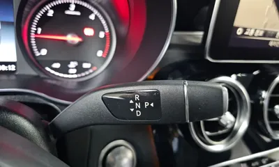 Mercedes-Benz GLC-Class 2018, 116781 км, за 15960.92 USD - фото 9