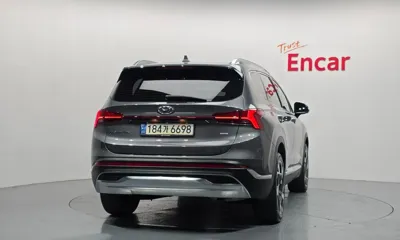 Hyundai Santafe 2021, 50137 км, за 18543.03 USD