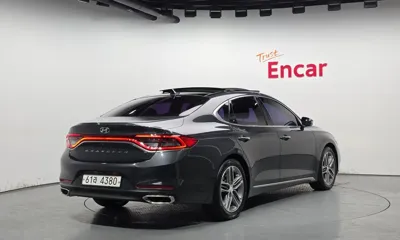 Hyundai Grandeur 2018, 126444 км, за 11004.75 USD