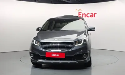 Kia Canival 2017, 135487 км, за 8125.85 USD