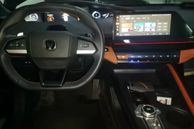 Changan UNI-V 2024, 24500 км, за 12984 USD - фото 18