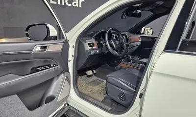 KG_Mobility_Ssangyong Rexton 2018, 129099 км, за 7811.47 USD - фото 26