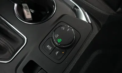 ChevroletGMDaewoo Traverse 2021, 68318 км, за 13450.18 USD - фото 18