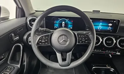 Mercedes-Benz A-Class 2019, 56518 км, за 11981.5 USD - фото 12