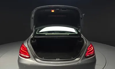 Mercedes-Benz C-Class 2016, 93235 км, за 7085.74 USD - фото 20