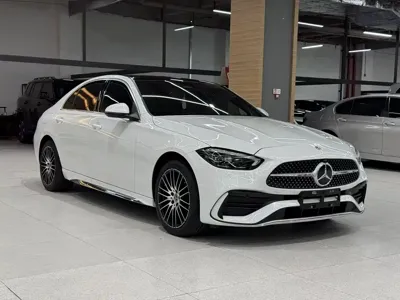 Mercedes-Benz C-Class 2022, 70000 км, за 23366.23 USD