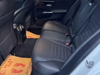 Mercedes-Benz C-Class 2022, 70000 км, за 23366.23 USD