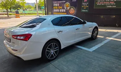 Maserati Ghibli 2018, 111400 км, за 16279.21 USD