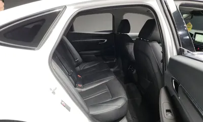 Hyundai Sonata 2023, 8788 км, за 12874.4 USD - фото 12