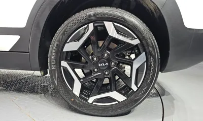 Kia Seltos 2023, 24477 км, за 26847.84 USD - фото 21