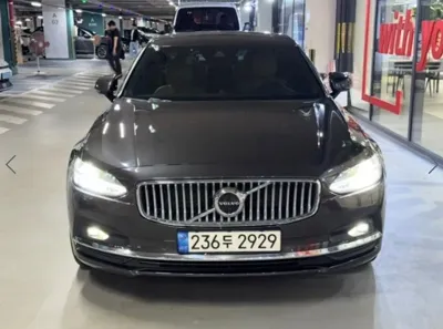 Volvo S90 2021, 108716 км, за 17716.95 USD