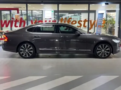 Volvo S90 2021, 108716 км, за 17716.95 USD