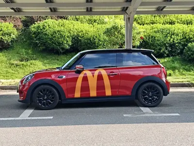 MINI MINI 2020, 21200 км, за 17313.73 USD