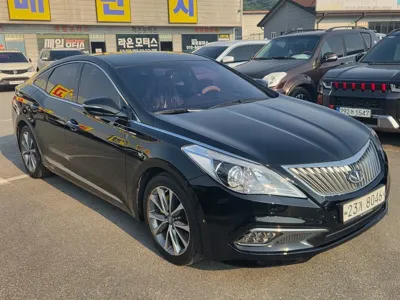 Hyundai Grandeur 2015, 92111 км, за 4688.41 USD