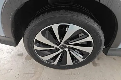 BYD Song PLUS New Energy 2023, 66000 км, за 14230 USD - фото 11