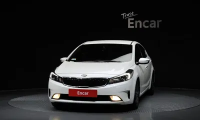 Kia K3 2016, 86153 км, за 5842.2 USD
