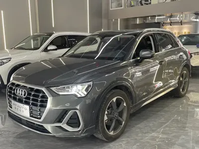 Audi Q3 · 2022 год
