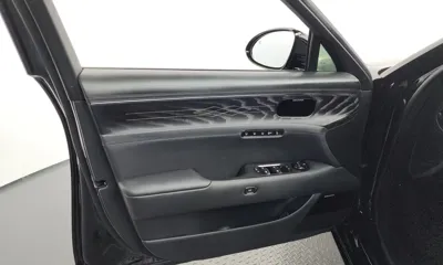 Genesis G90 2026, 4618 км, за 80130.34 USD - фото 24