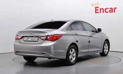 Hyundai Sonata 2014, 202631 км, за 2756.99 USD