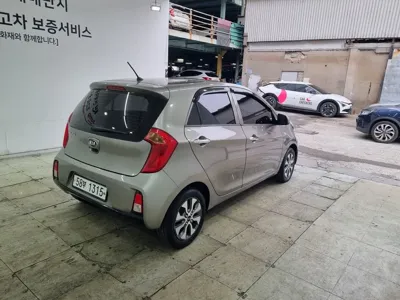 Kia Morning 2016, 86890 км, за 4030.42 USD